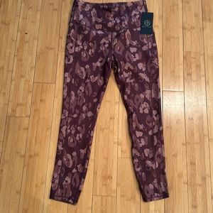 MoveTheory Workout Leggings NWT Sz L